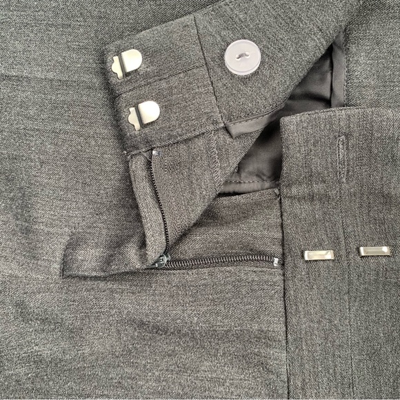 Michael Kors woman’s grey trousers size 2 - Picture 9 of 9